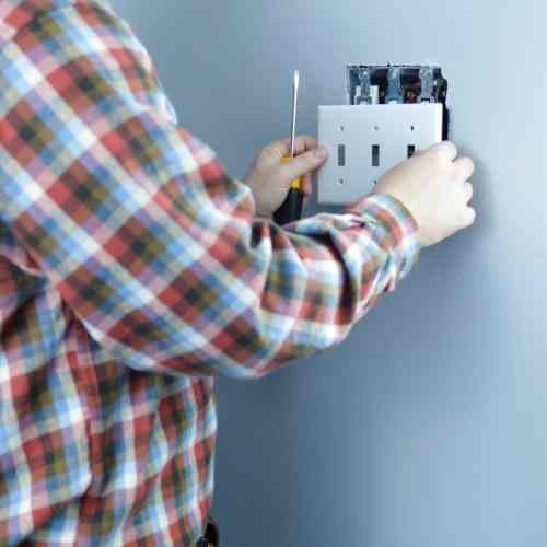 Is a crackling light switch dangerous 